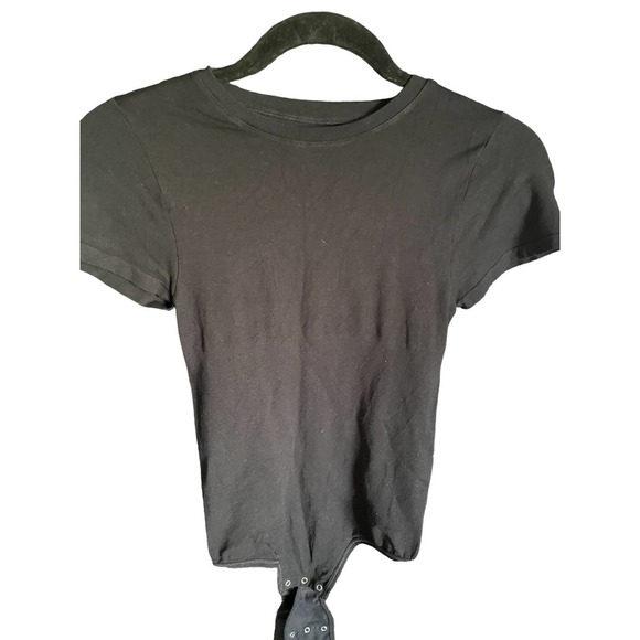 NWT $68 Yummie Womens Short Sleeve Shaping Thong Back Bodysuit Size M Black - Picture 1 of 7